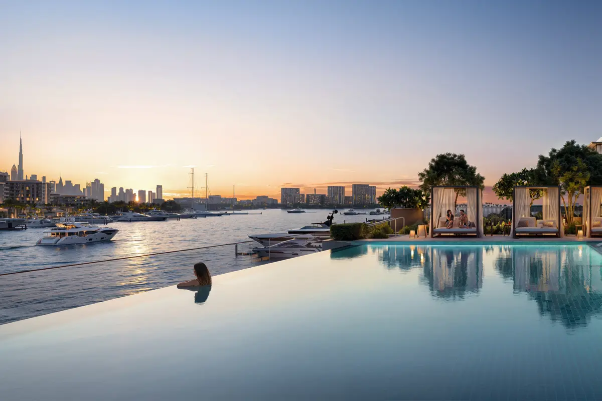 1759474202.3) Aurea Infinity Edge Pool